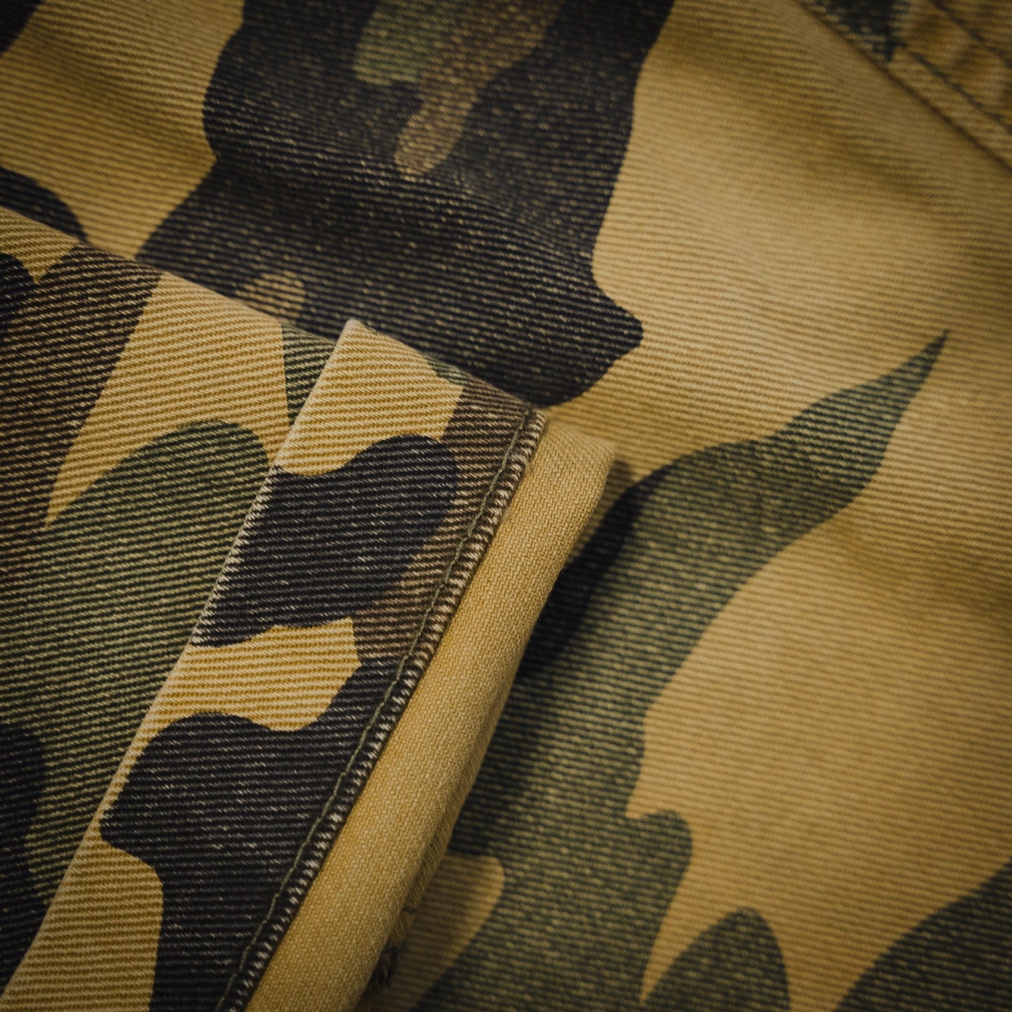 PROJEC! G/R Fake Layered Camouflage Washed Cargo Denim Jeans