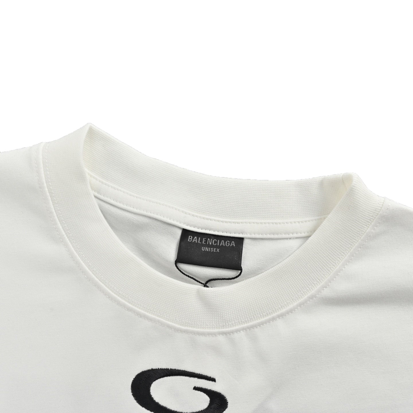 T-shirt de basket-ball à manches courtes Balenciaga !