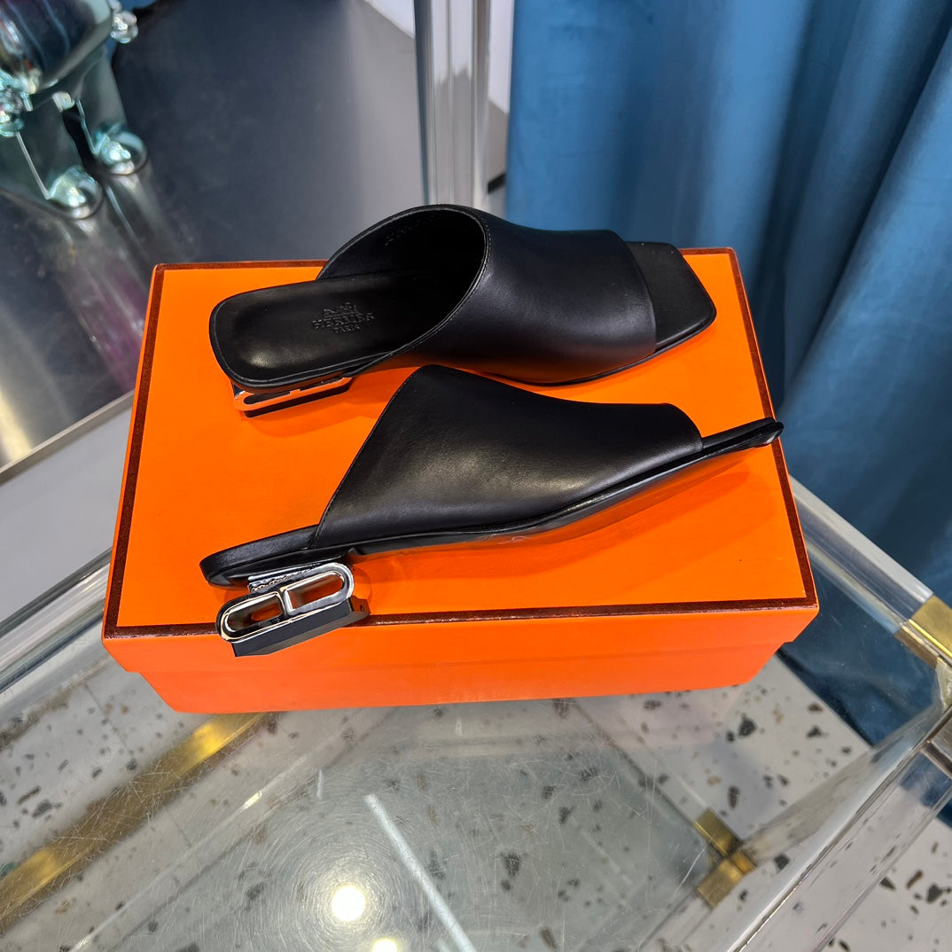 Hermès Lconique Sandal Heel