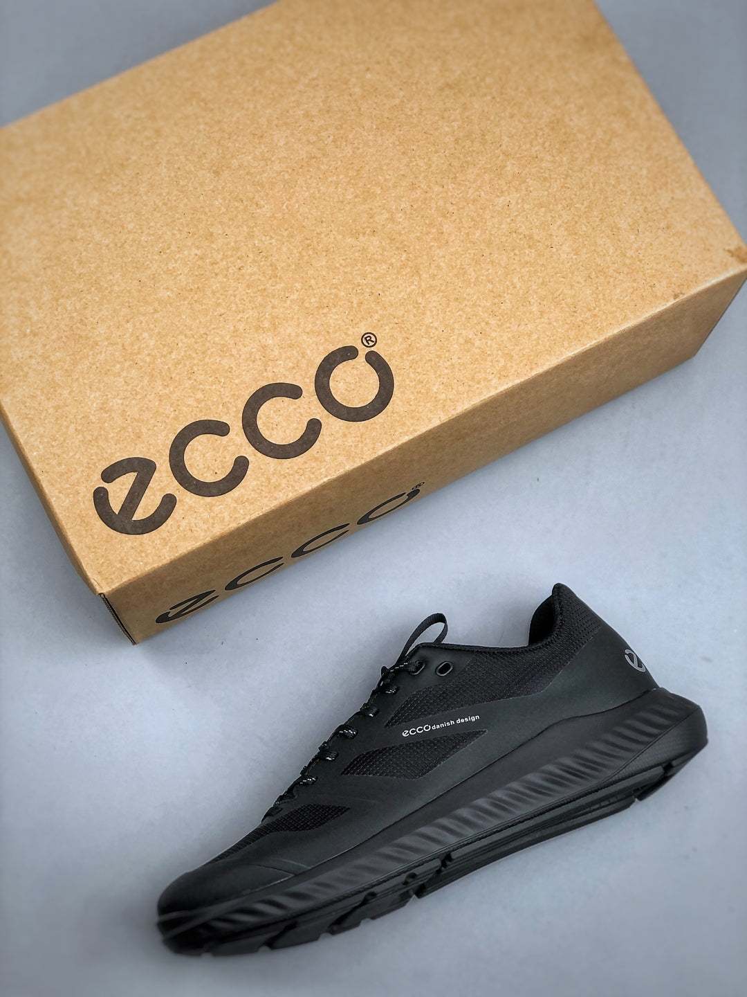 ECCO Black Casual Sneakers
