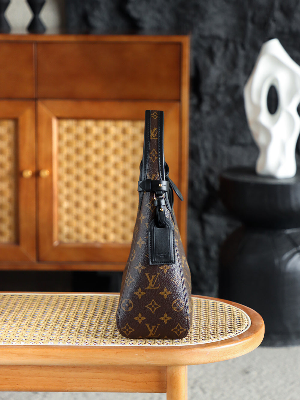 Sac à main LV The Drop PM Monogram
