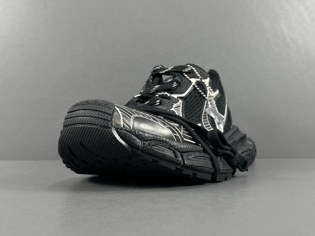 Balenciag! 3XL Mesh Lace-Up Distressed Low-Top Sneakers in Black & Silver