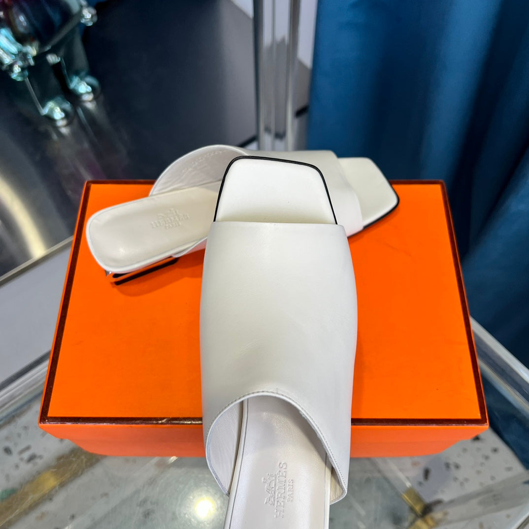 Hermès Lconique Sandal Heel