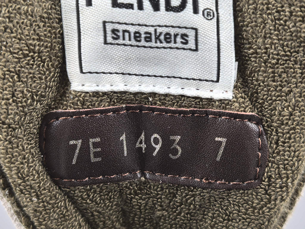 Fend! Match Low tops in black suede