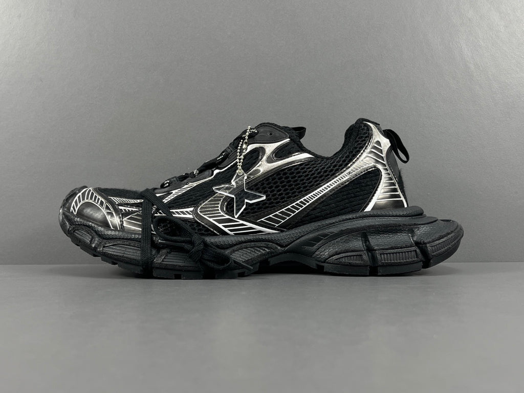 Balenciag! 3XL Mesh Lace-Up Distressed Low-Top Sneakers in Black & Silver