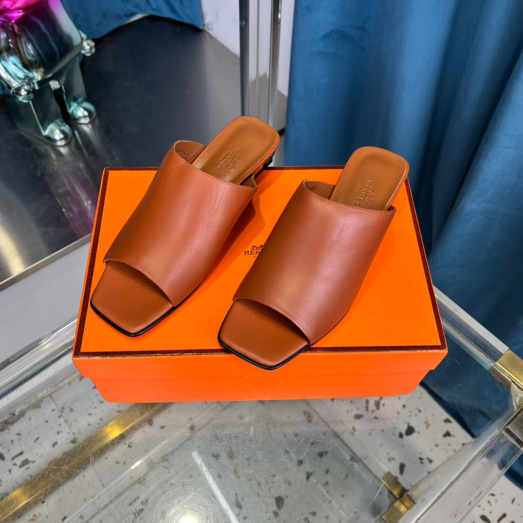 Hermès Lconique Sandal Heel