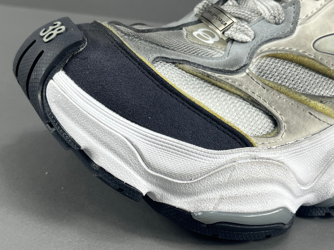 Balenciag! Cargo Round Toe Lace-Up Sneakers in White & gray