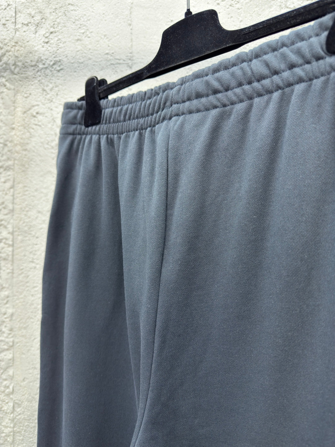 Balenciag! x Under Armou! Baggy Sweatpants