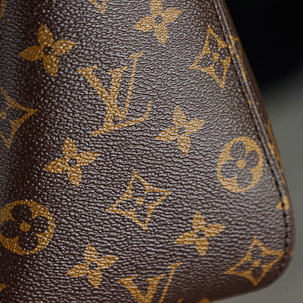 Sac à main LV The Drop PM Monogram