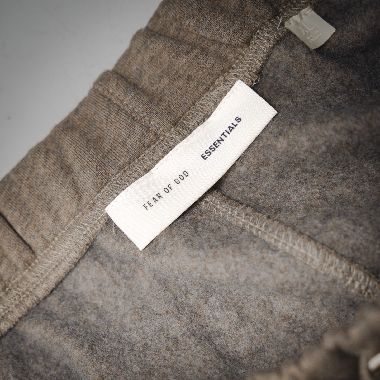 Essentials ALWAYS ON Classic Sweatshorts