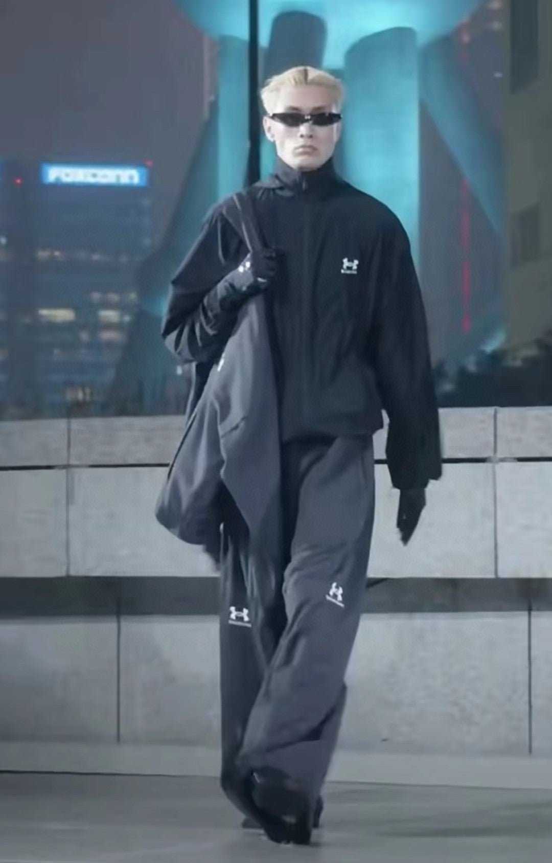 Balenciag! x Under Armou! Baggy Sweatpants