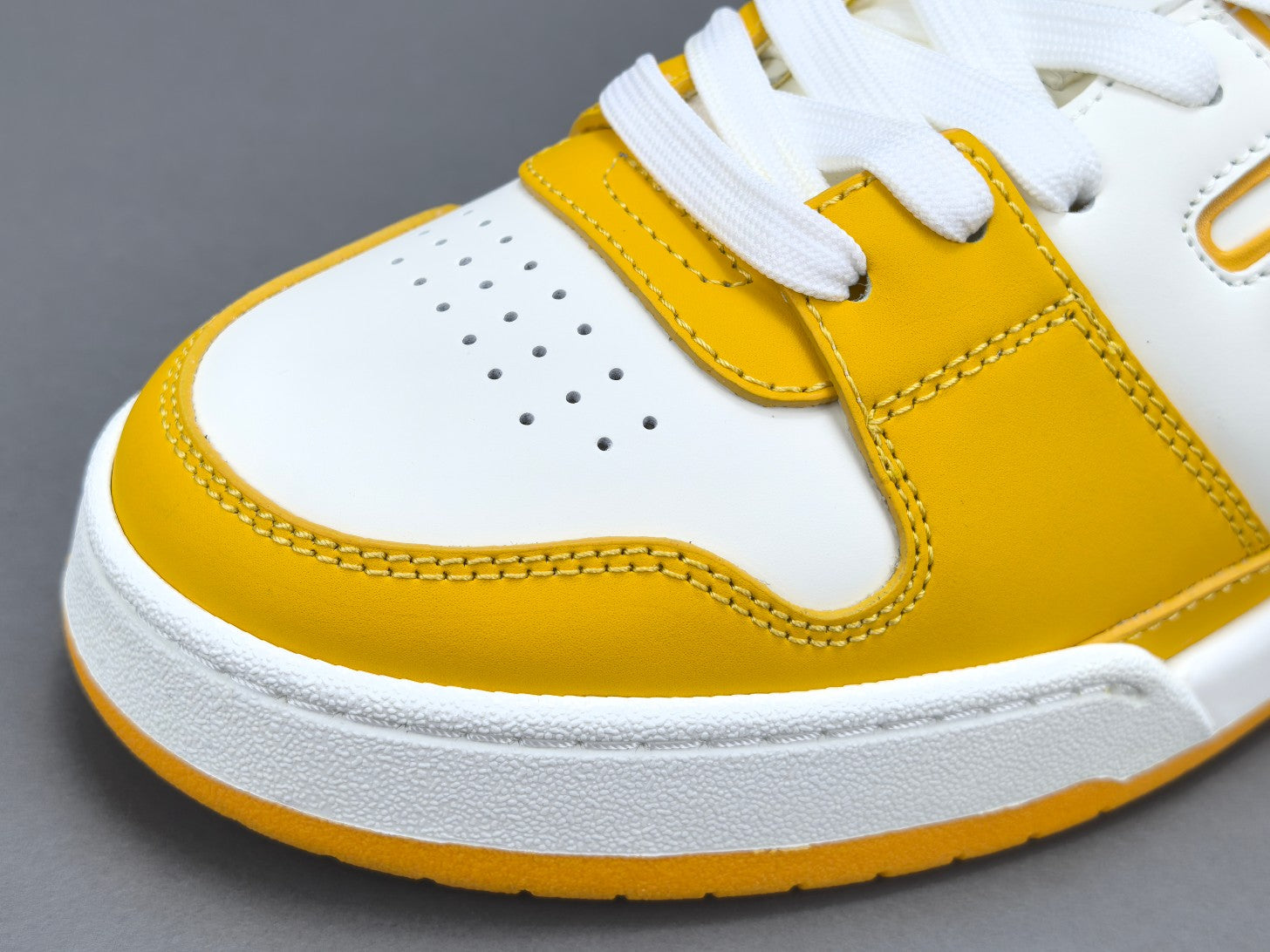 Fend! Match Colourblock Sneakers