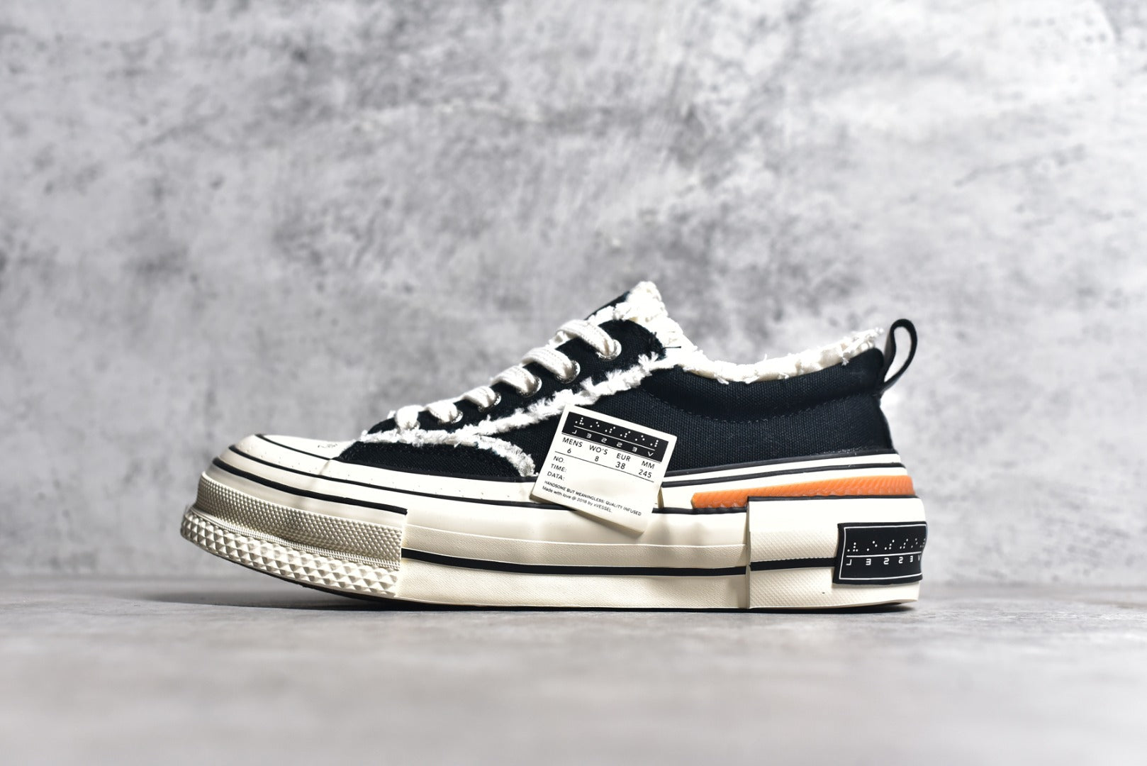 Xvesse! Tiramisu Lows Black Sneakers