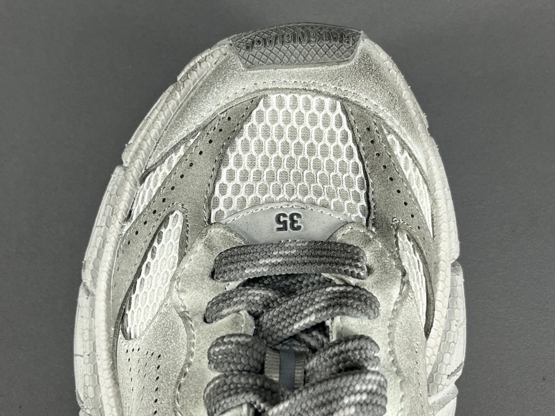 Balenciag! 10.5th generation 3XL Mesh Round Lace-Up Distressed Sole Low-Top Sneaker