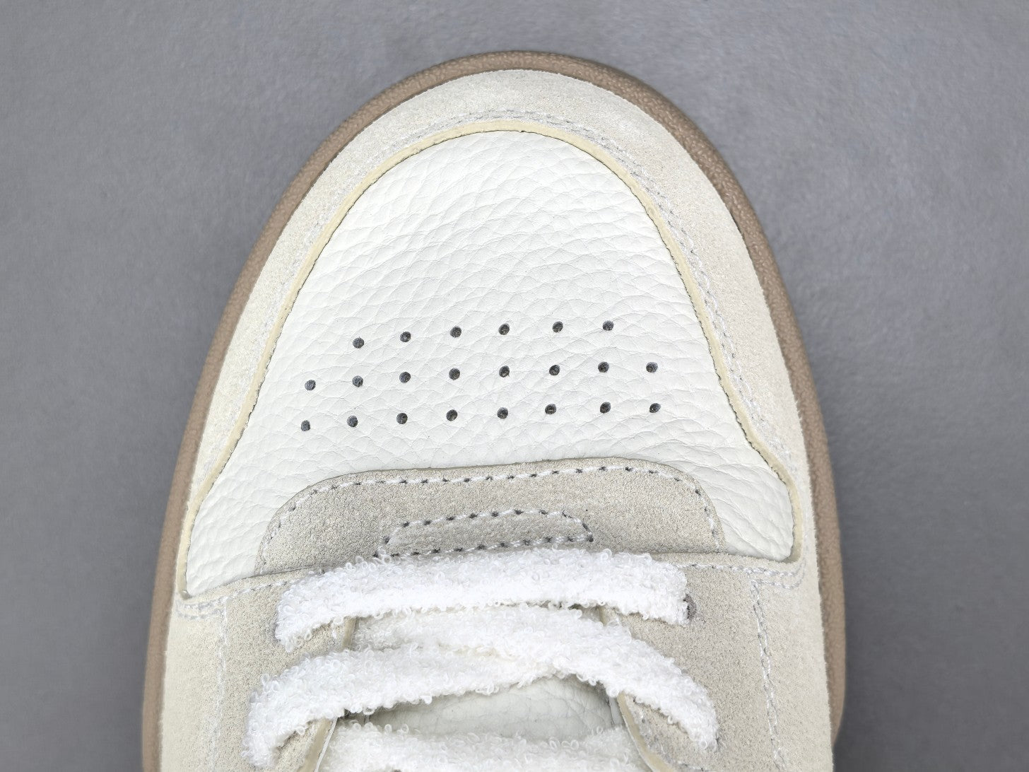 Fend! Match Sneakers White Suede Low Tops