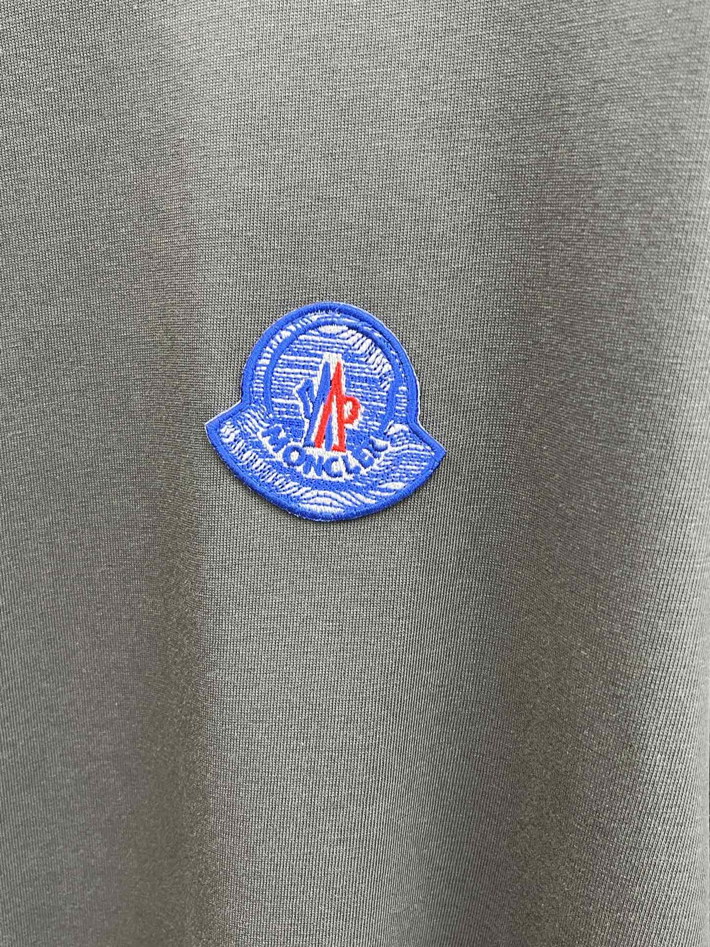 Moncle! short-sleeved crew-neck T-shirt