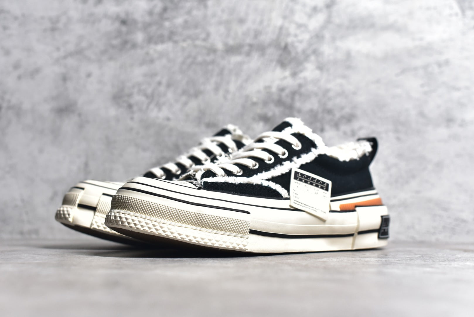 Xvesse! Tiramisu Lows Black Sneakers