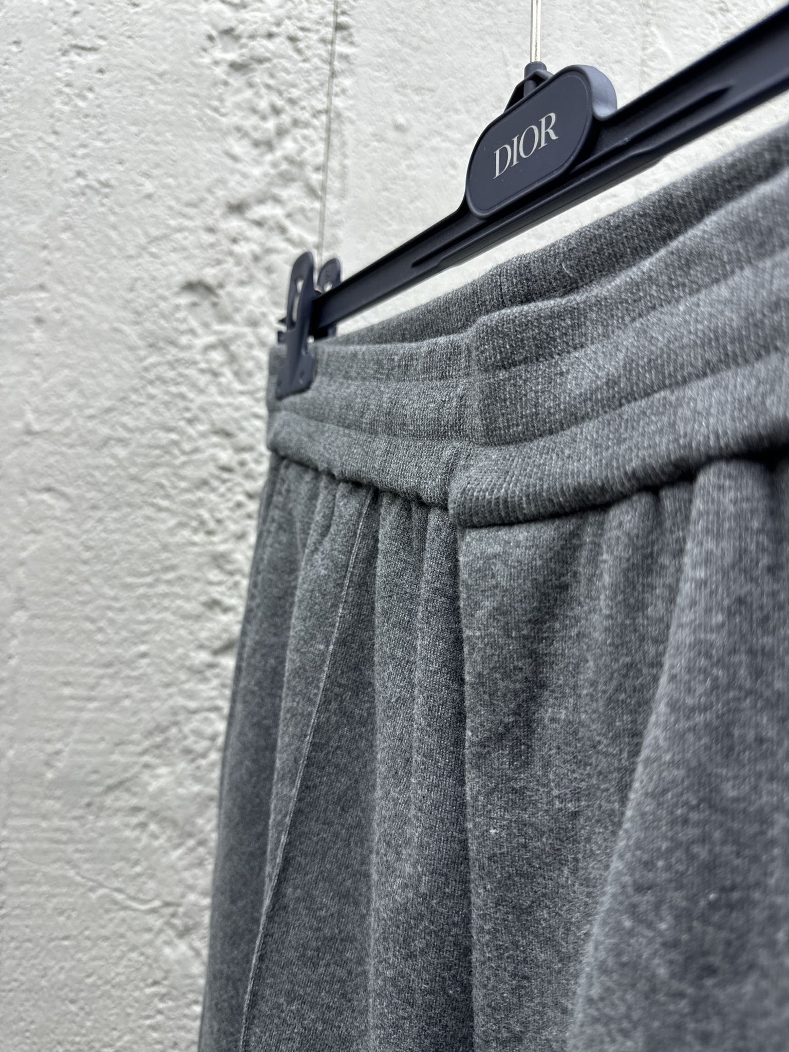 Dio! Cashmere Casual Sweatpants