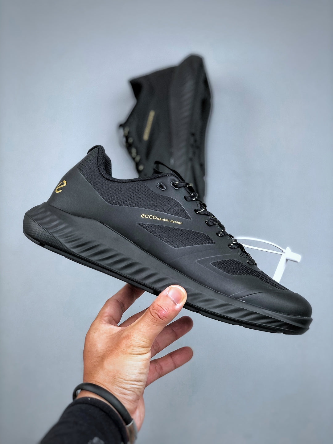 ECCO Black Casual Sneakers