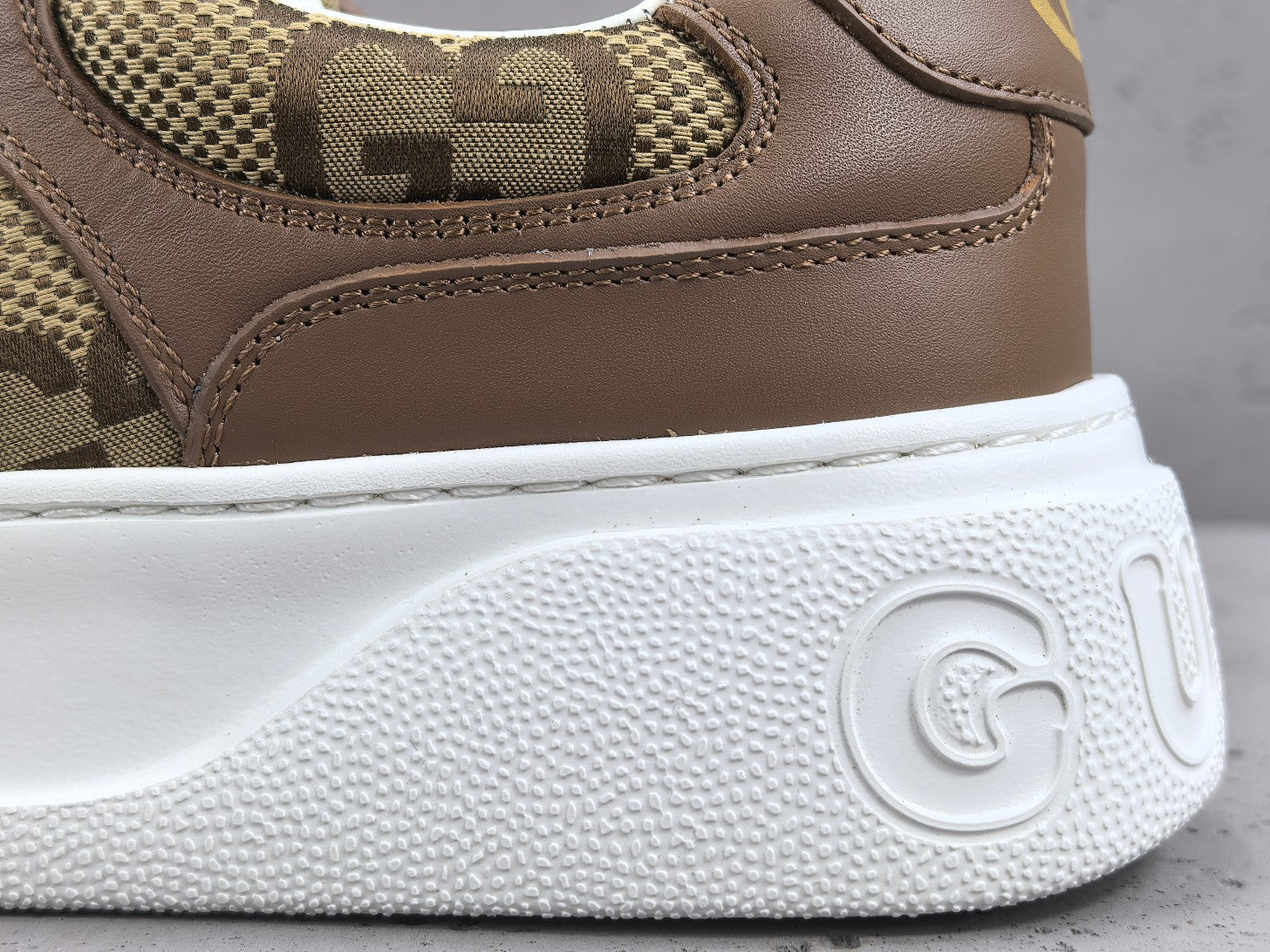 Gucc! GG Chunky B casual Sneakers