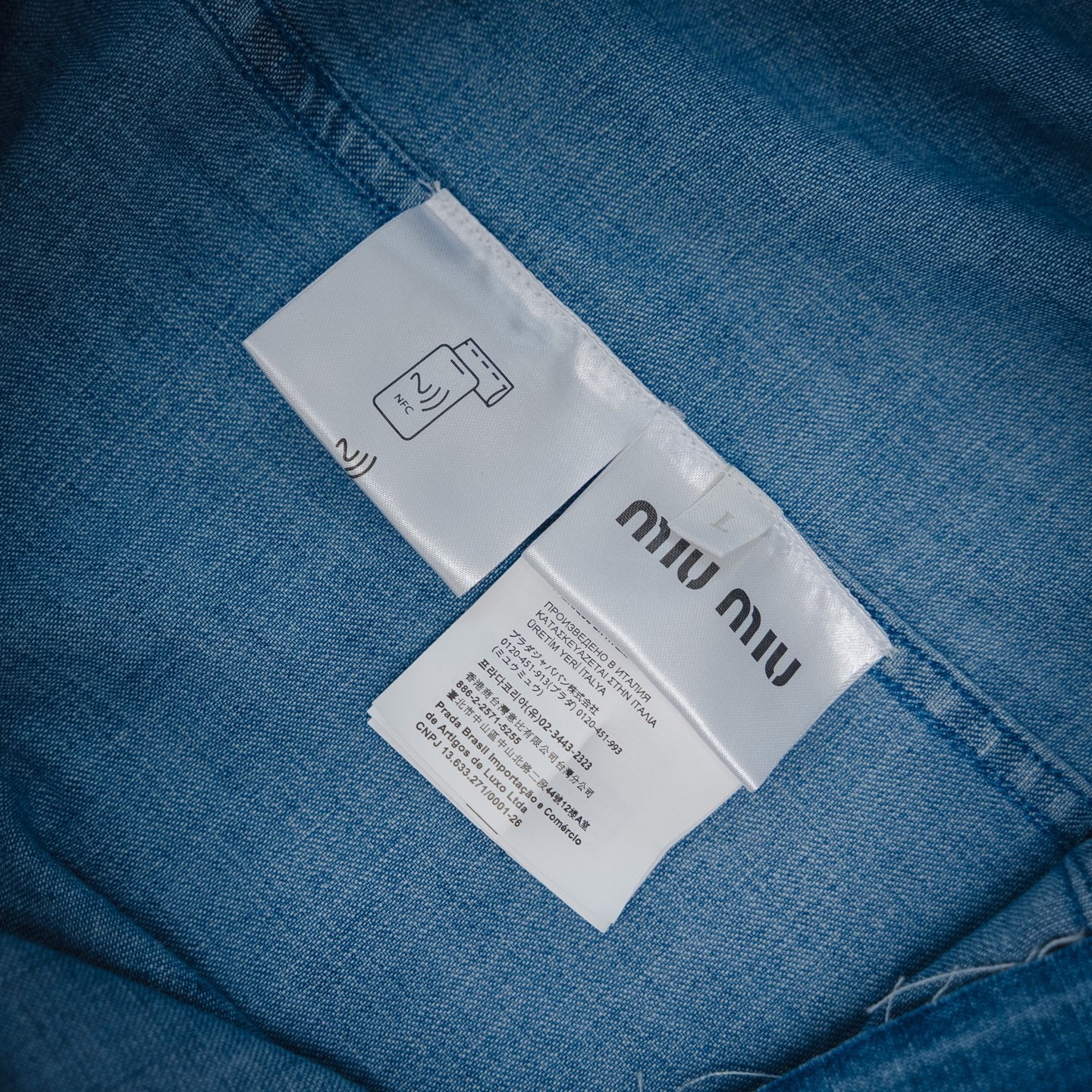 Miu Mi! Blue sleeveless Denim shirt