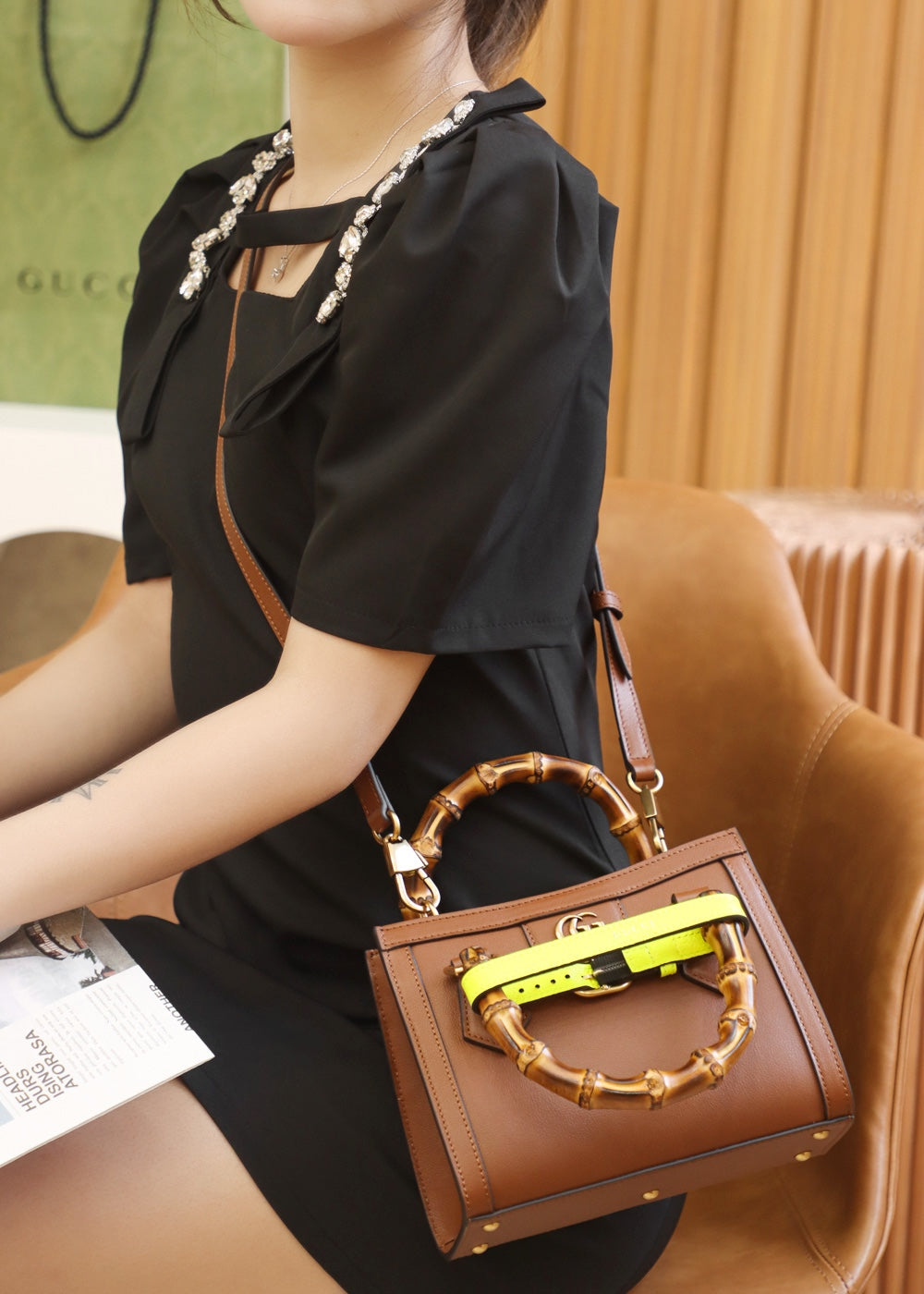 Gucc! Diana Small Tote Bag in Beige brown Leather