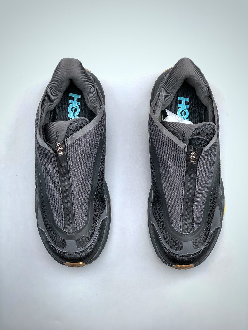 Hok! One One Project Transport in Black Sneaker