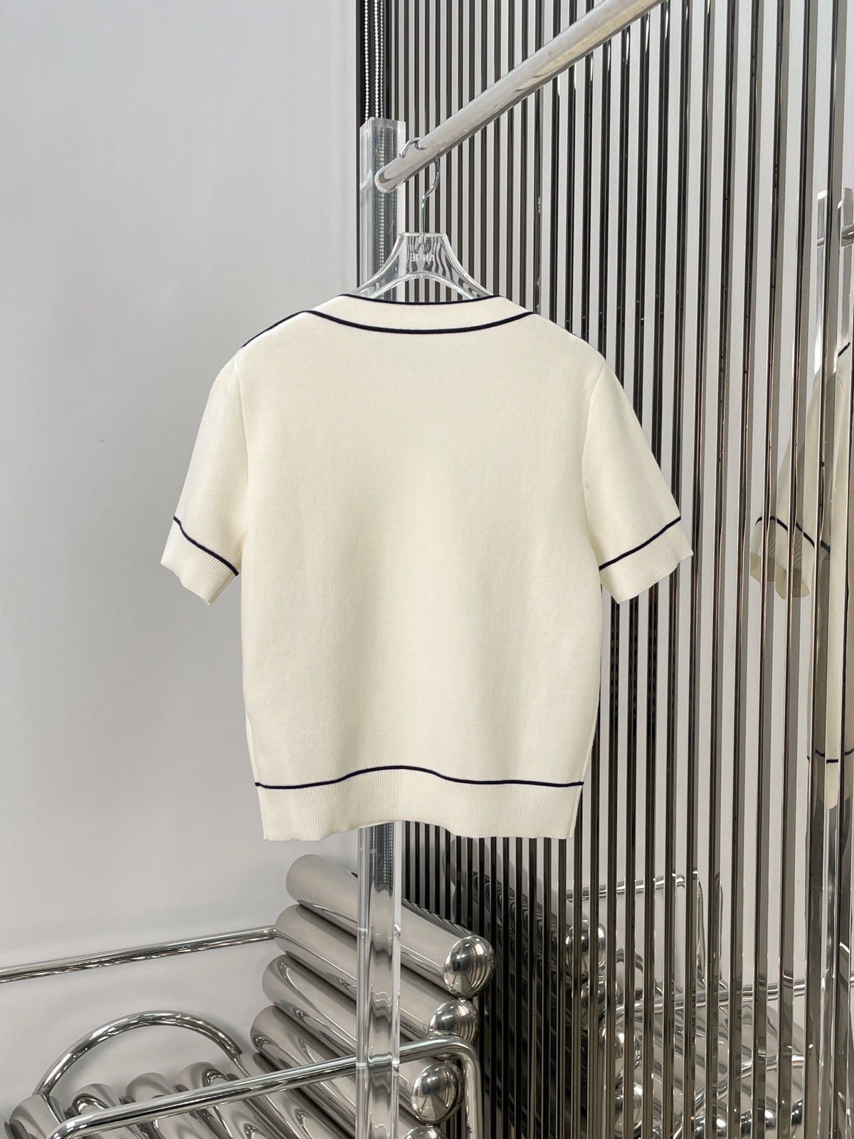GU one-shoulder sweater