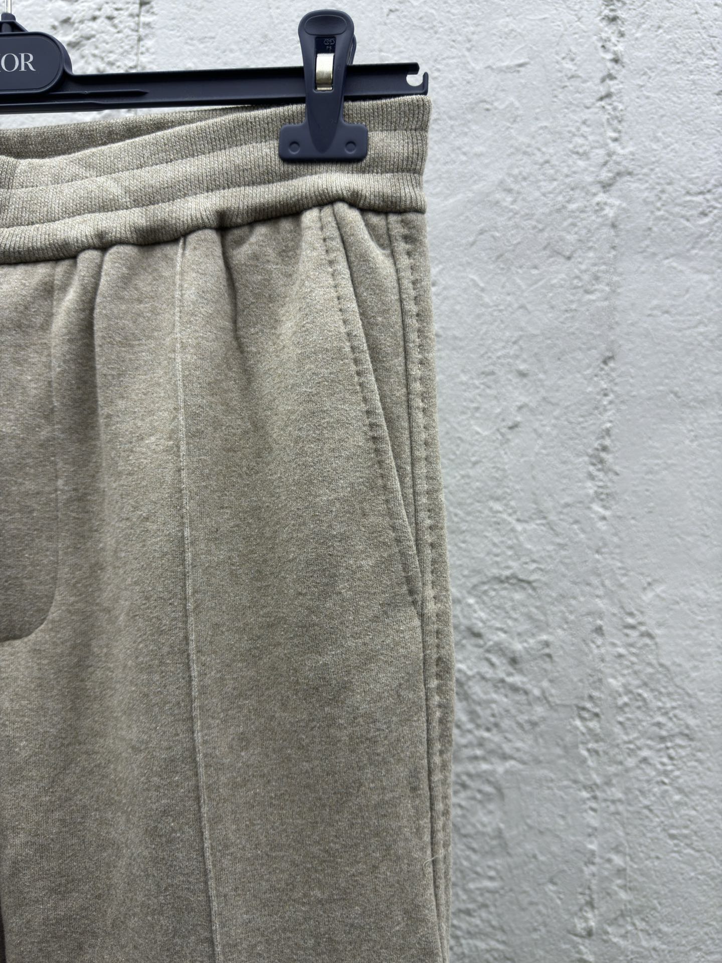 Dio! Cashmere Casual Sweatpants