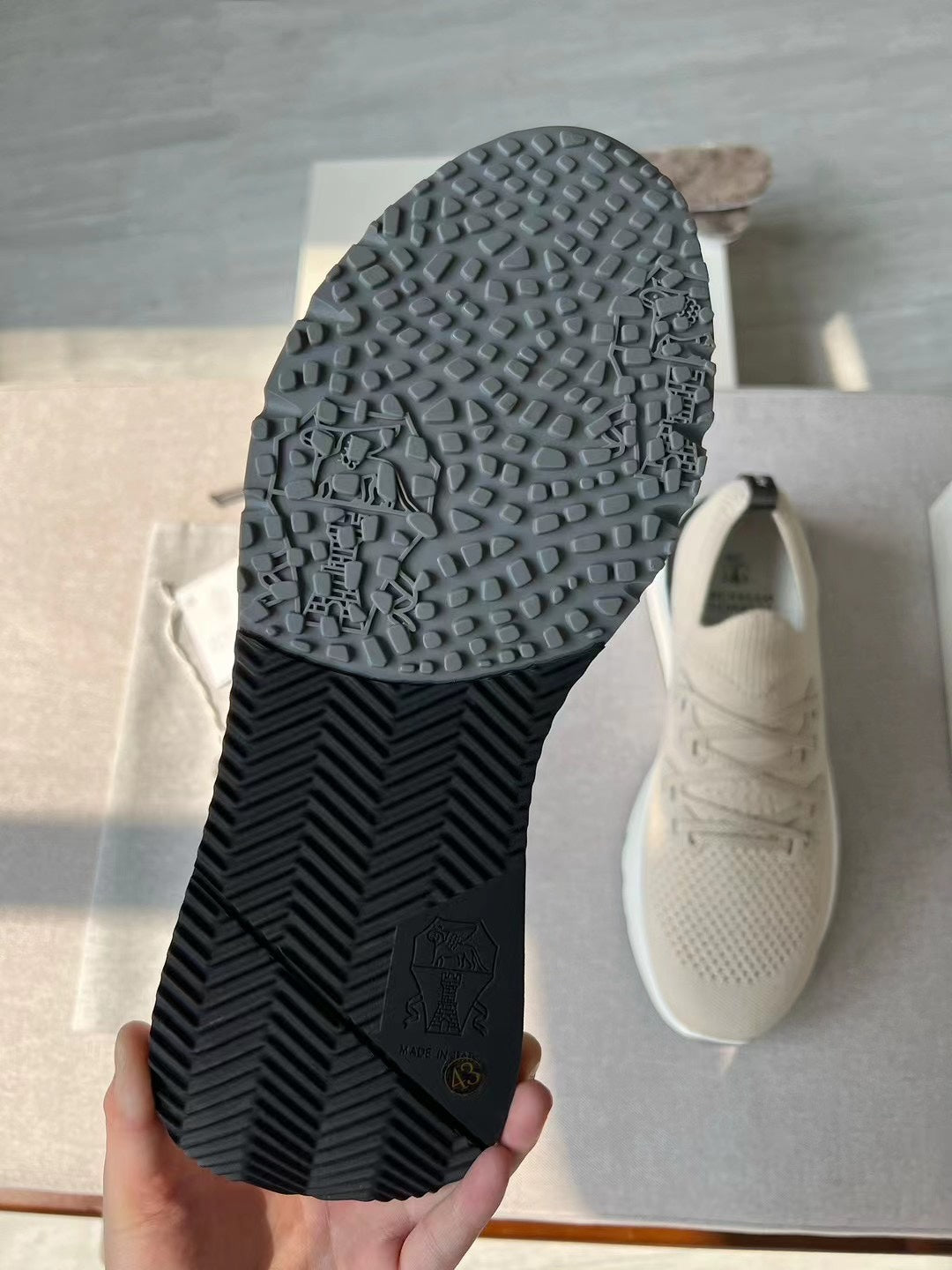 حذاء برونيلو كوتشينيل! Knit Runners