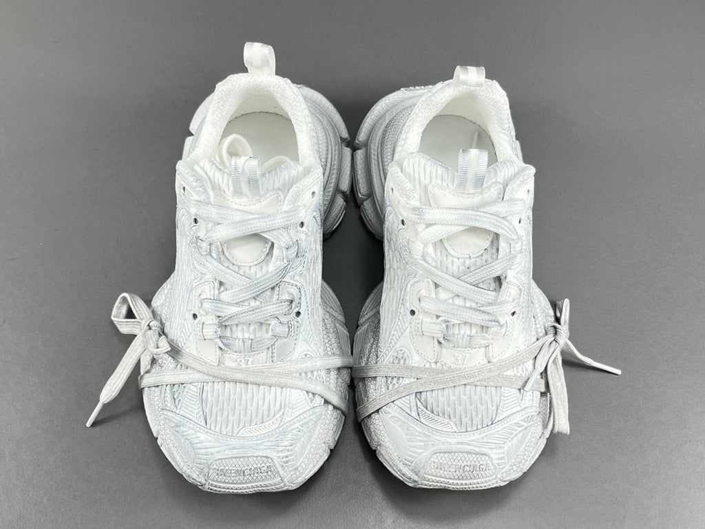Balenciag! 3xl Mesh Lace-Up Distressed Sneaker in White