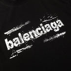 تيشيرت قصير الأكمام بشعار Balenciag!