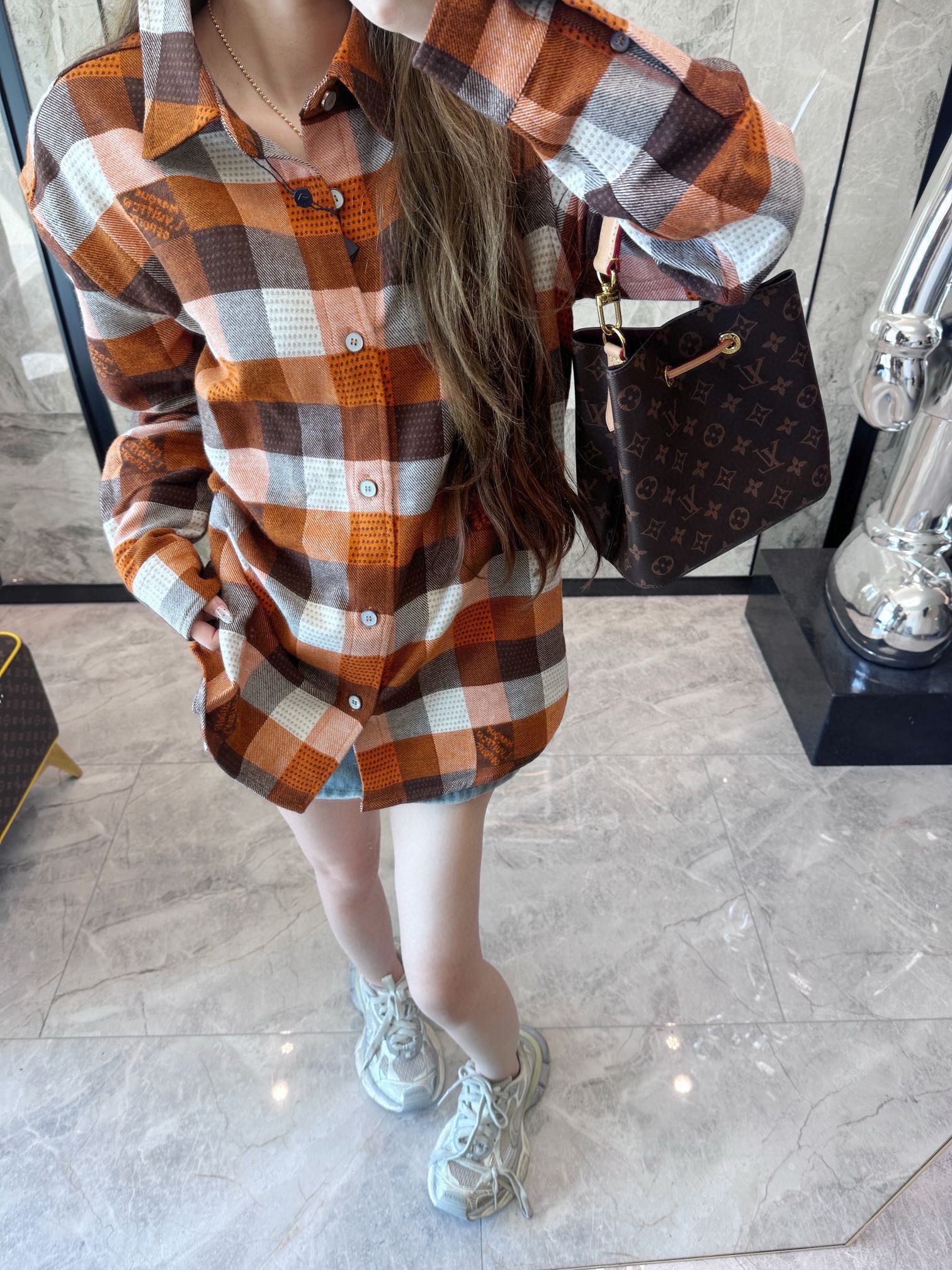 LV Lightweight Cotton Long Sleeve Button Down Shirt
