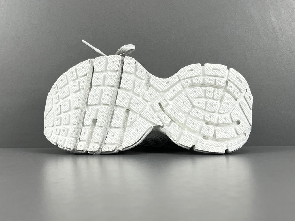 Balenciag! 3xl Mesh Lace-Up Distressed Sneaker in White