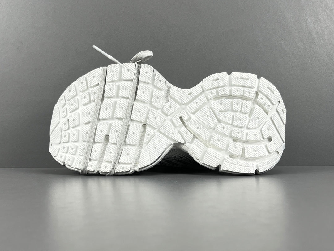 Balenciag! 3xl Mesh Lace-Up Distressed Sneaker in White
