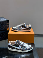 حذاء رياضي LV x Nike Dunk Low
