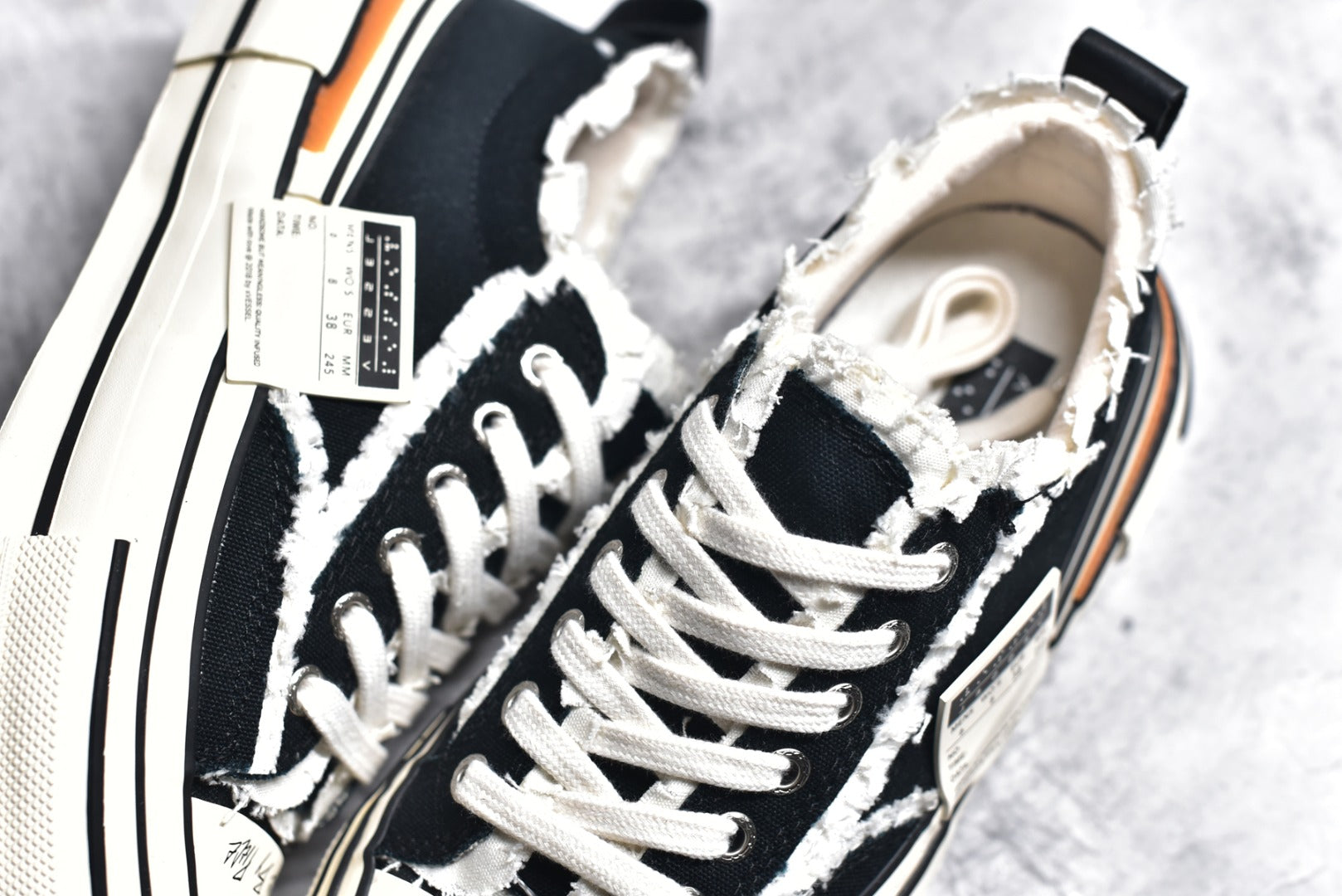 Xvesse! Tiramisu Lows Black Sneakers