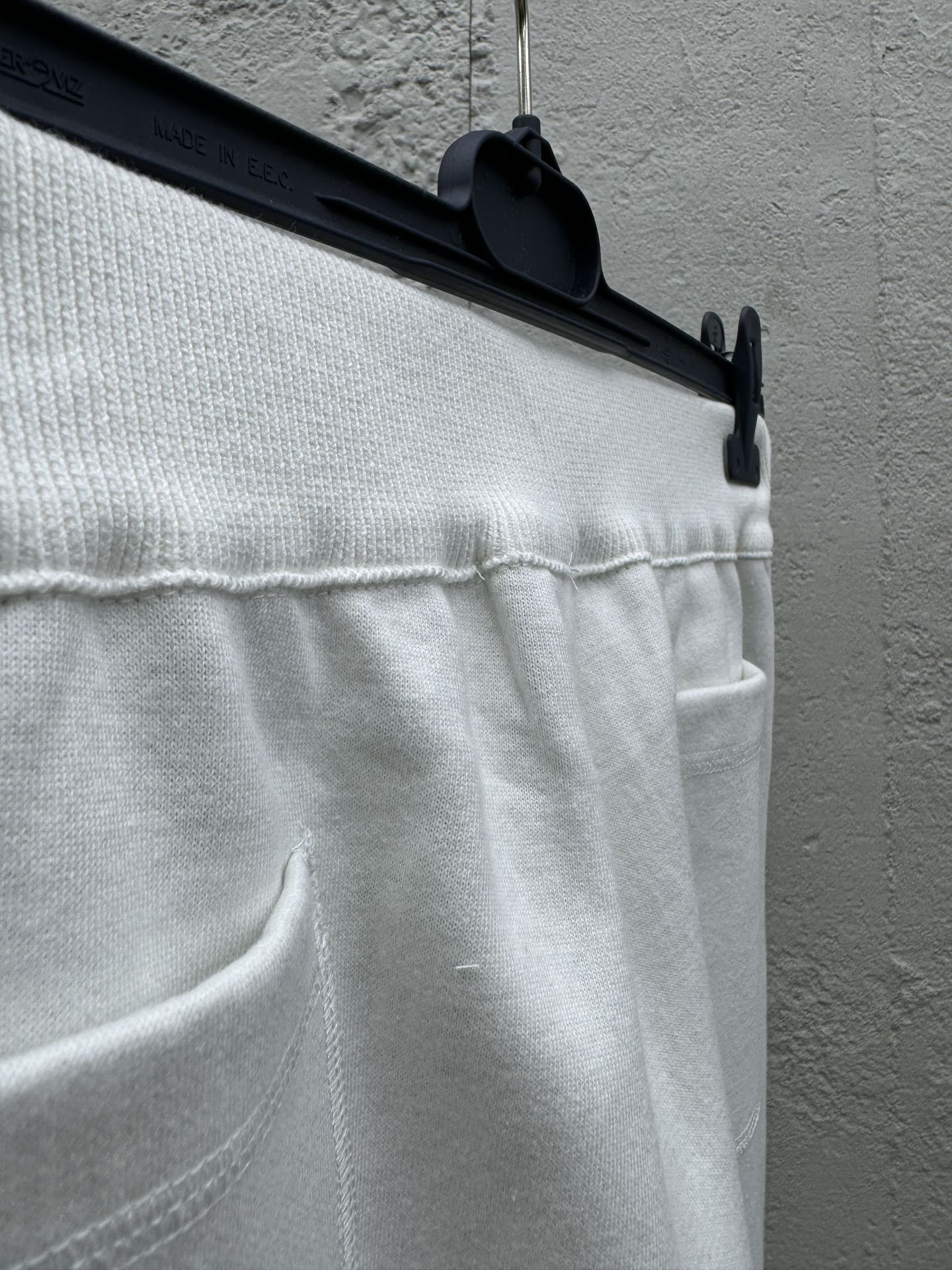 Dio! Cashmere Casual Sweatpants