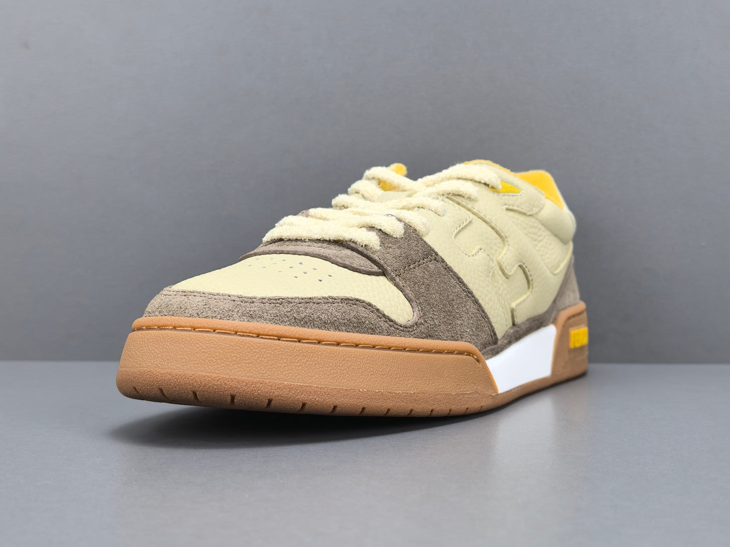Fend! Match Low Top Suede 'Yellow Beige'