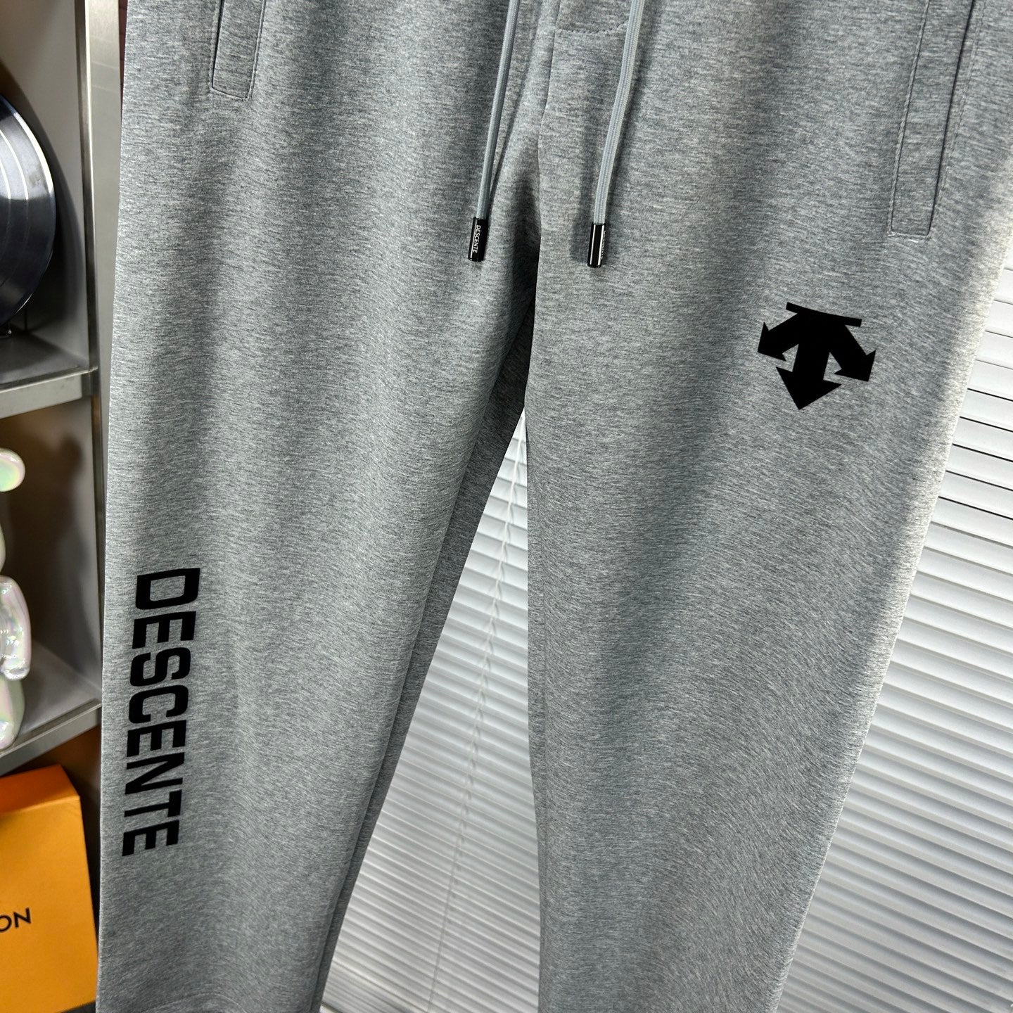 Descen! Sweatpants