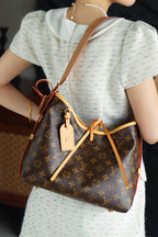 حقائب يد من  LV x TM CarryAll PM Other Monogram 