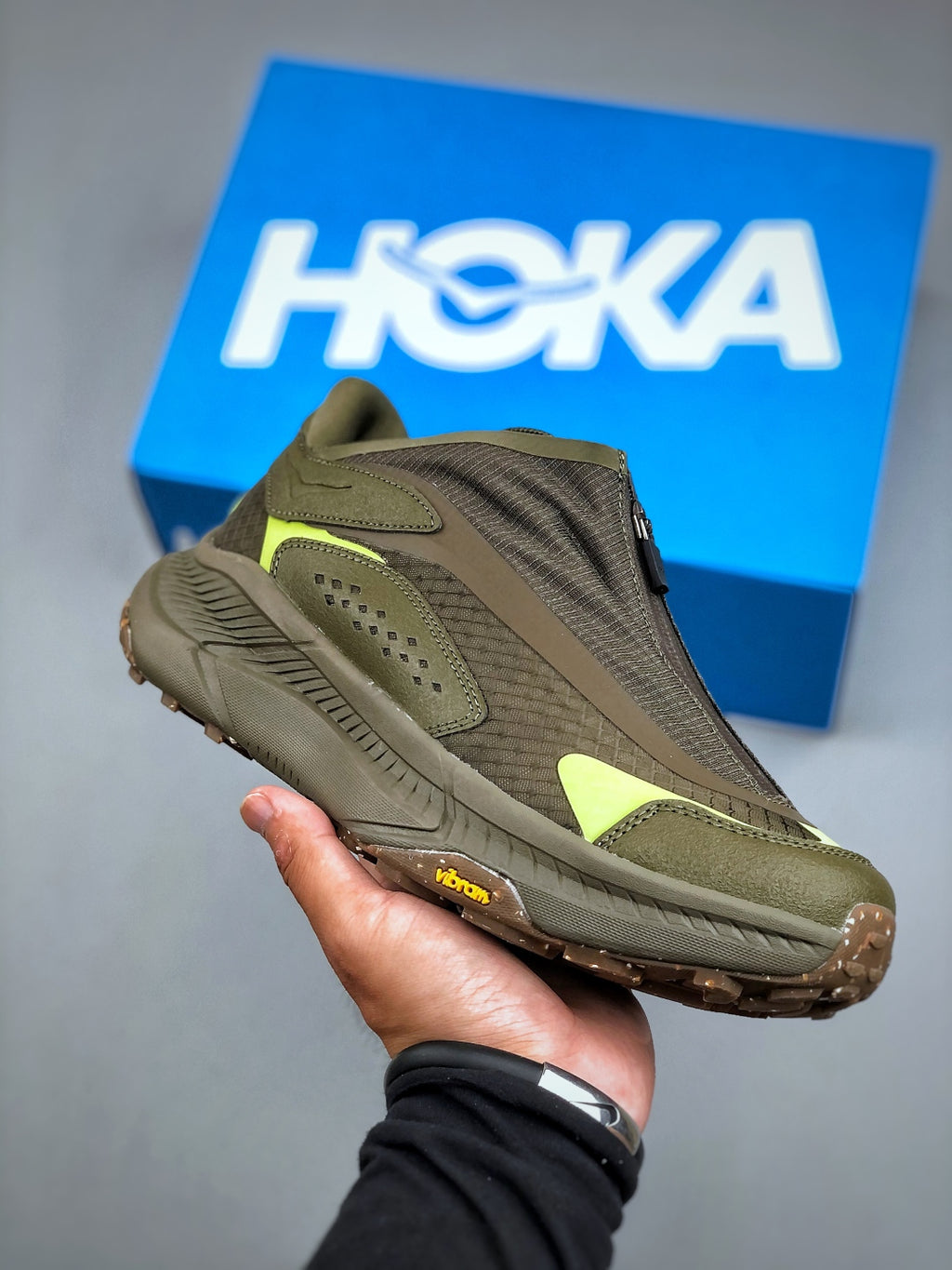 Hok! One One Project Transport in Pastel brown Sneaker