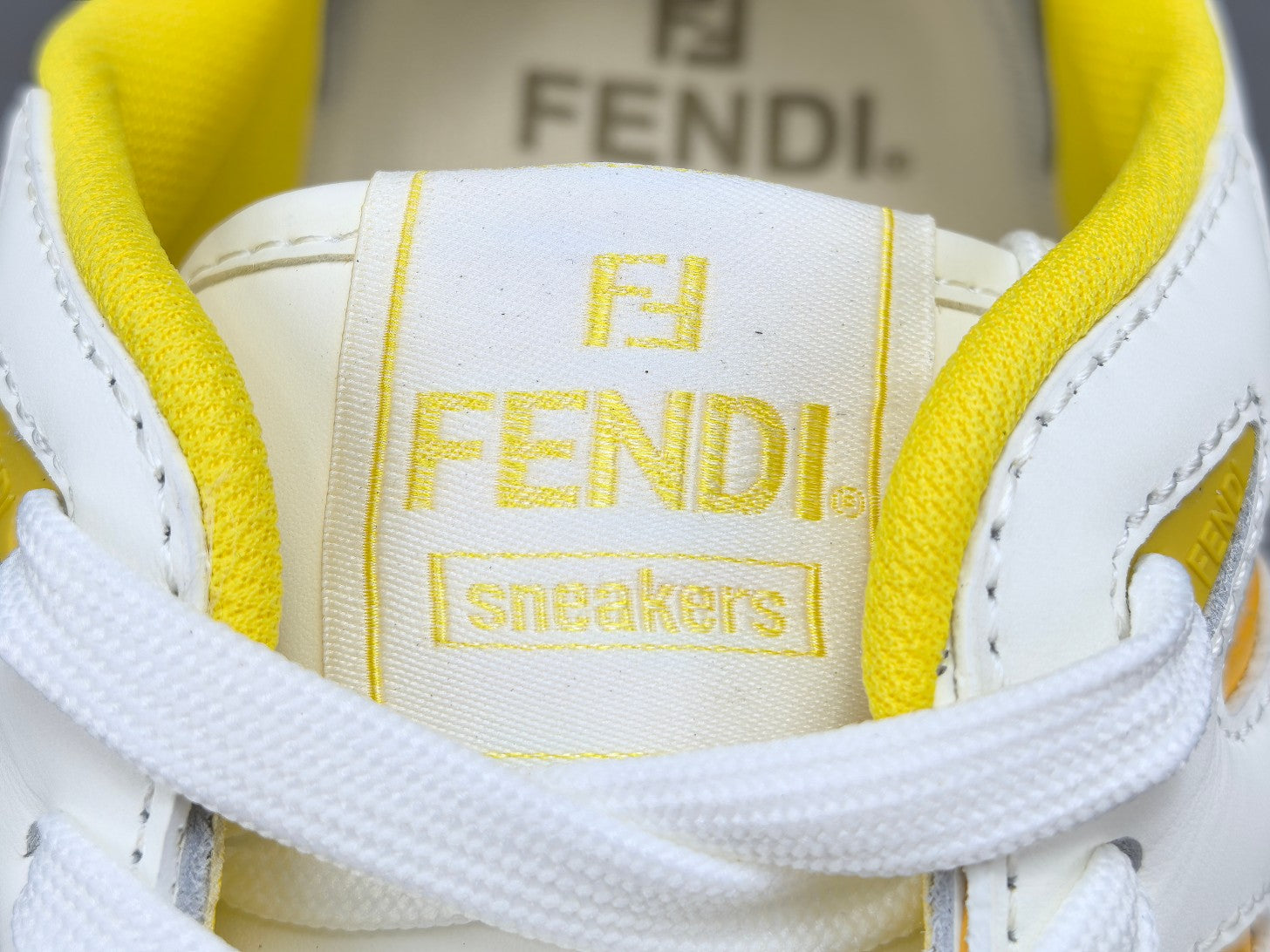 Fend! Match Colourblock Sneakers