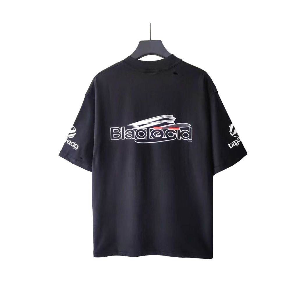 Chemise à manches courtes Balenciaga ! générée par l'IA