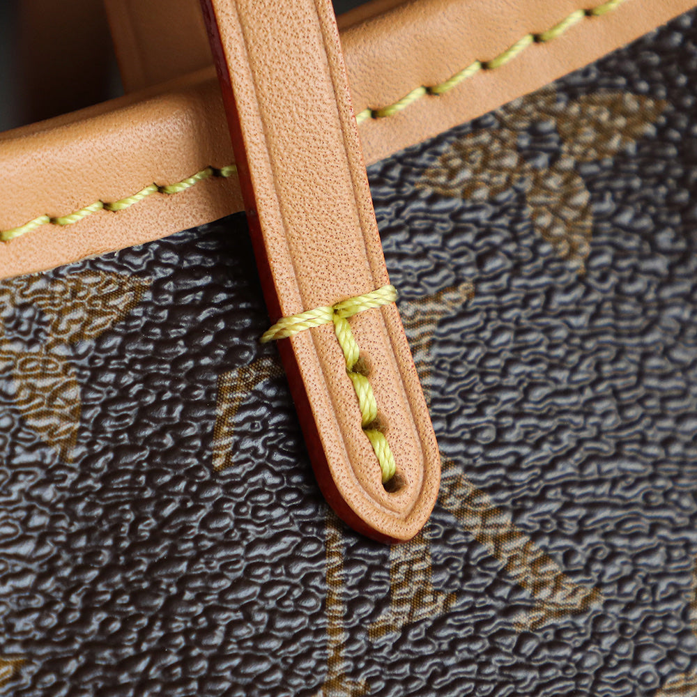 حقائب يد من  LV x TM CarryAll PM Other Monogram 