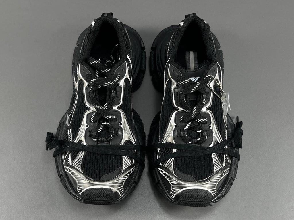 Balenciag! 3XL Mesh Lace-Up Distressed Low-Top Sneakers in Black & Silver