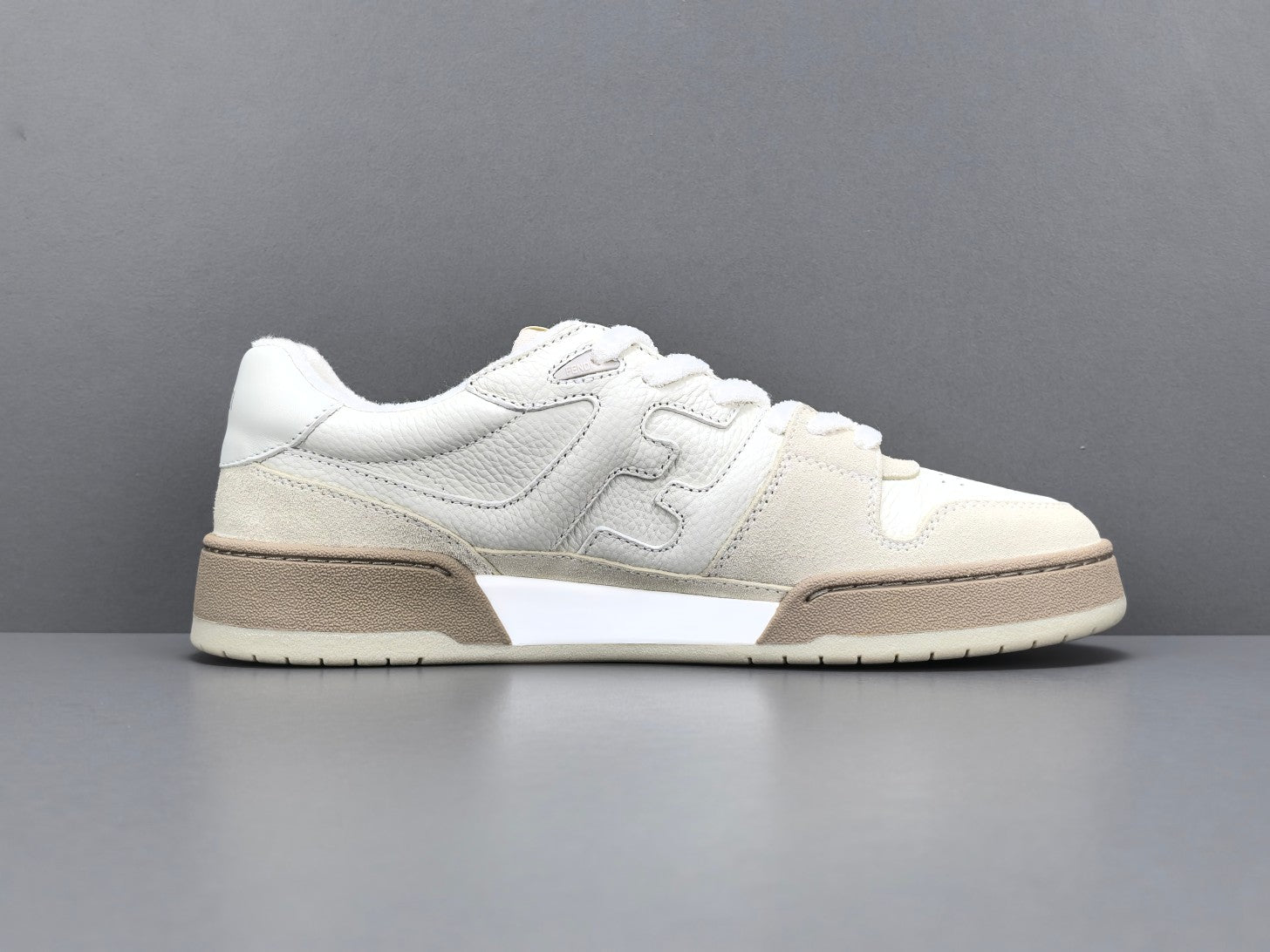 Fend! Match Sneakers White Suede Low Tops